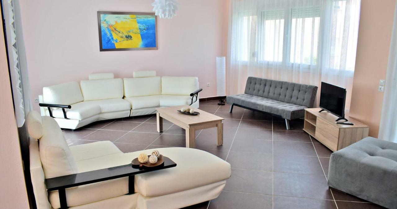 Villa Lily Skala Rachoni  Екстер'єр фото