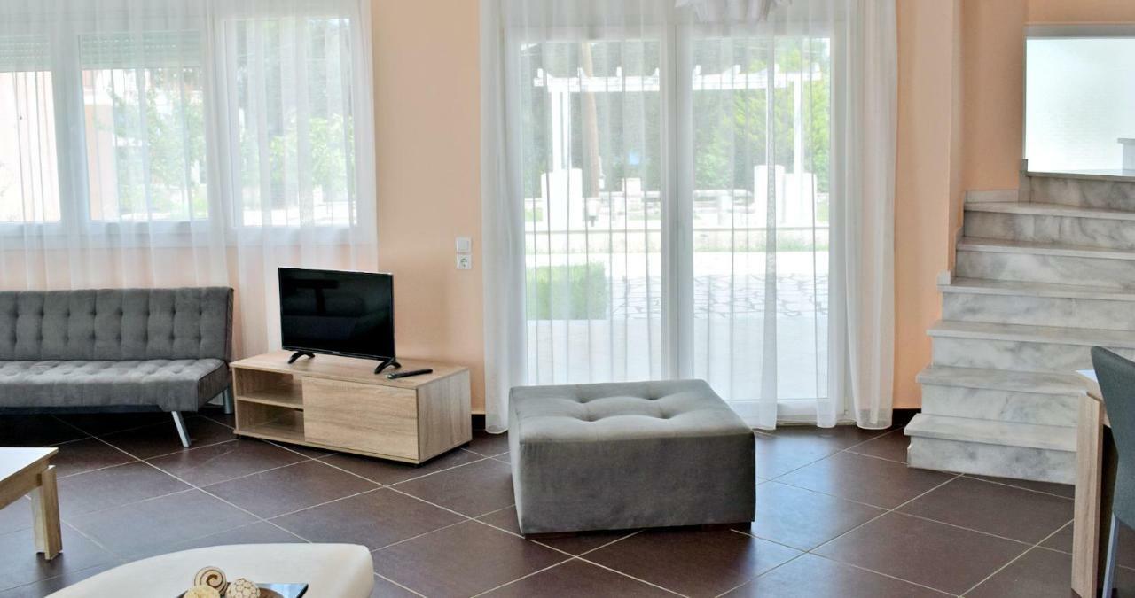 Villa Lily Skala Rachoni  Екстер'єр фото